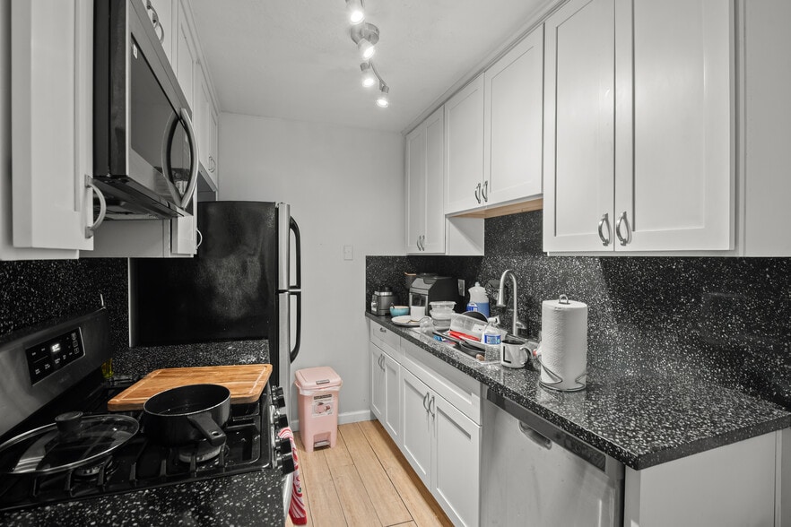 More Photos Of 1011 Leigh Ave, San Jose Apartments For Sale