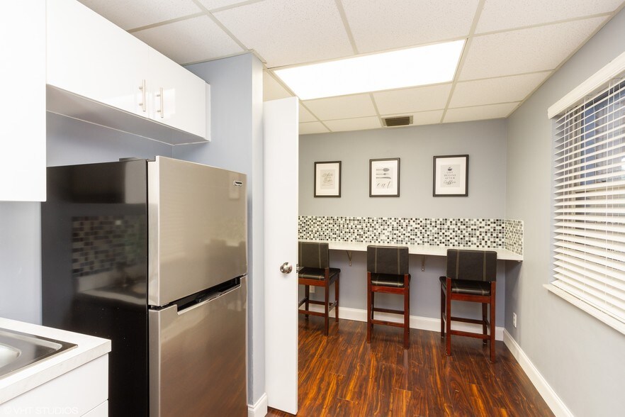 More Photos Of 212 SE 8th St, Fort Lauderdale Office Residential For Sale