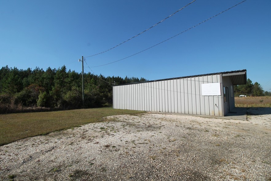 More Photos Of 3207 Highway 63 S, Lucedale Storefront Retail Office For Sale