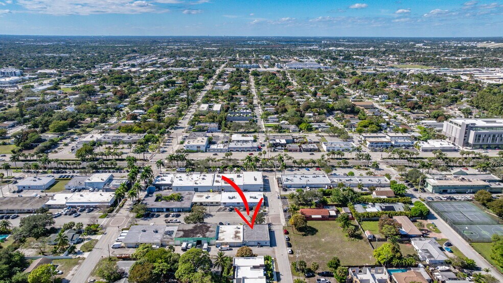 More Photos Of 3496 NE 12th Ter, Oakland Park Warehouse For Sale