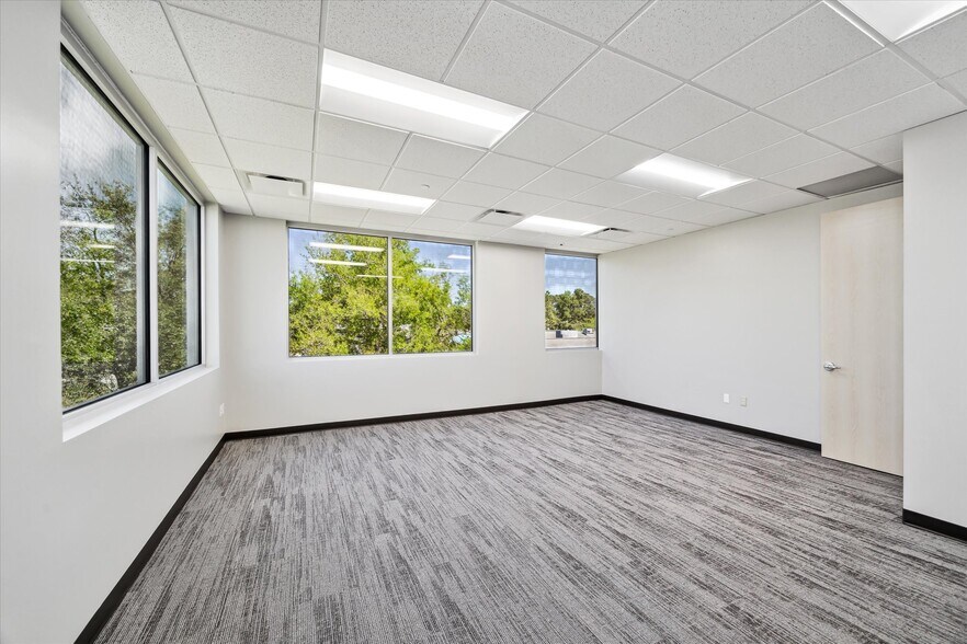 More Photos Of 14450 John F Kennedy Blvd, Houston Office For Lease