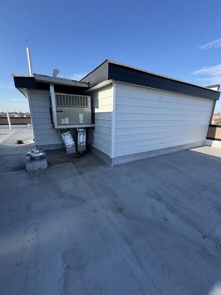 More Photos Of 3573 Laconia Ave, Bronx Apartments For Sale