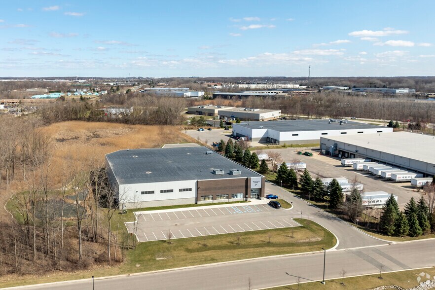 More Photos Of 28806 Freedom Dr, Wixom Warehouse For Lease
