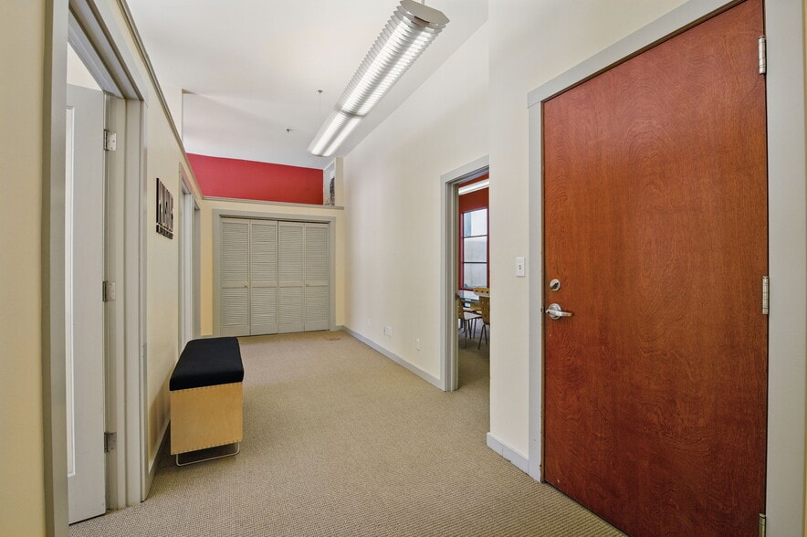 More Photos Of 1717-1719 Powell St, San Francisco Office For Lease