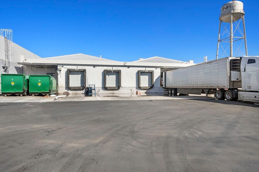 More Photos Of 333 N Euclid Way, Anaheim Food Processing For Lease