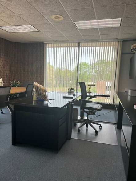 More Photos Of , Holland Office For Sale