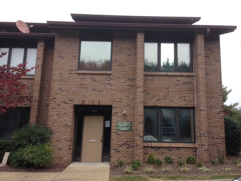 More Photos Of 7151 Richmond Rd, Williamsburg Medical For Lease