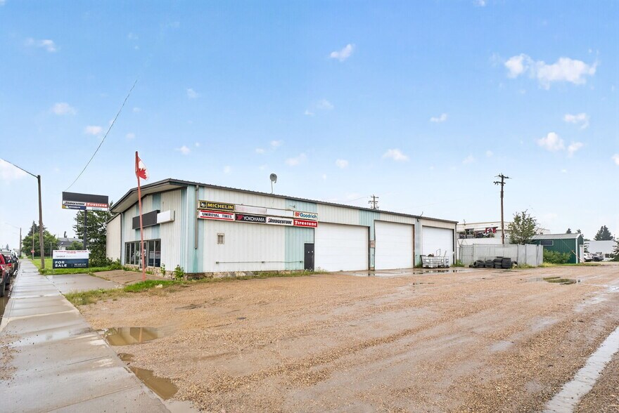 More Photos Of 5018 52 Ave, Tofield Warehouse For Sale