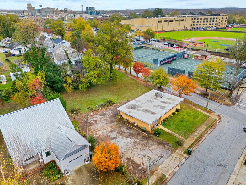 More Photos Of 402 Ansel St, Greenville Land For Sale