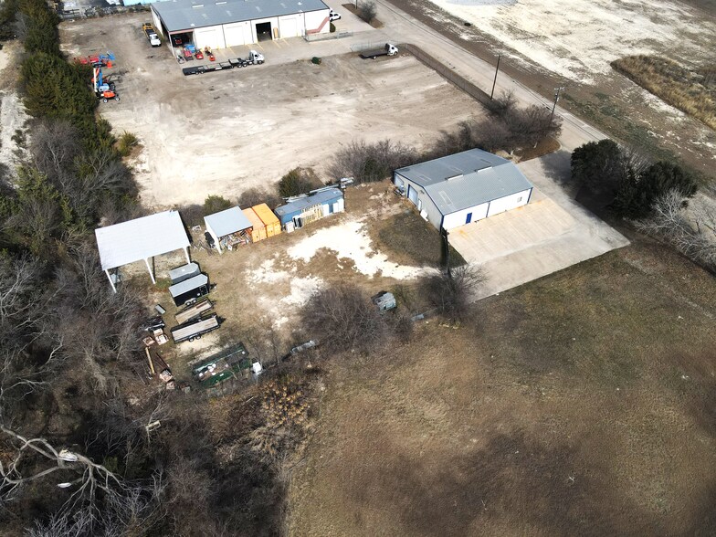 More Photos Of 1535 American Way, Cedar Hill Warehouse For Sale