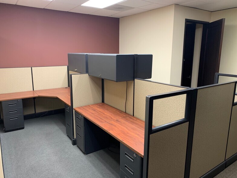 More Photos Of 1020 Aileen St, Lafayette Office Residential For Lease