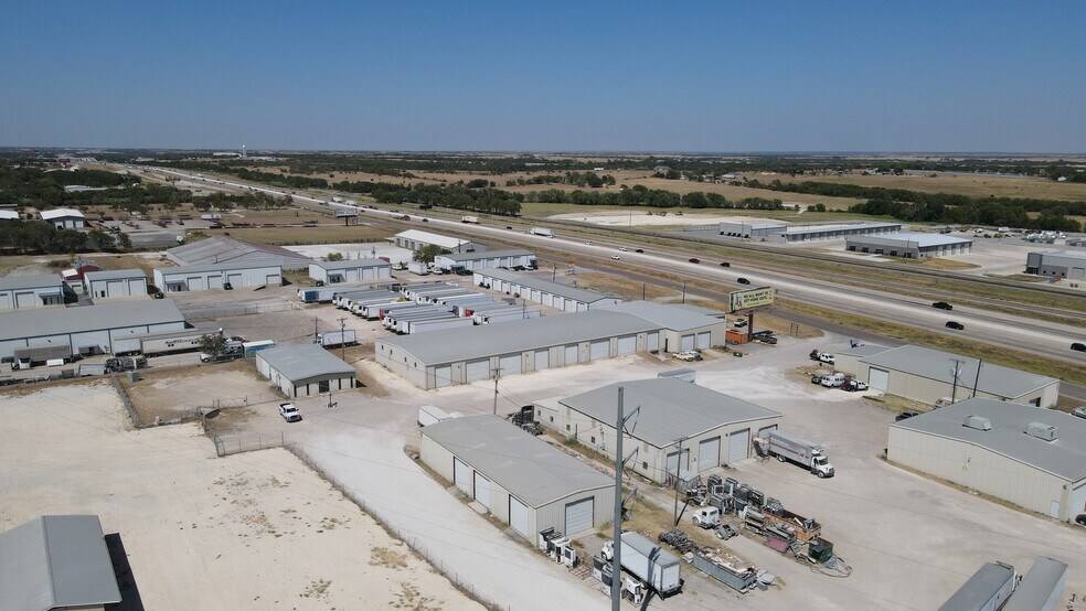 More Photos Of 7626 N General Bruce Dr, Temple Unknown For Lease