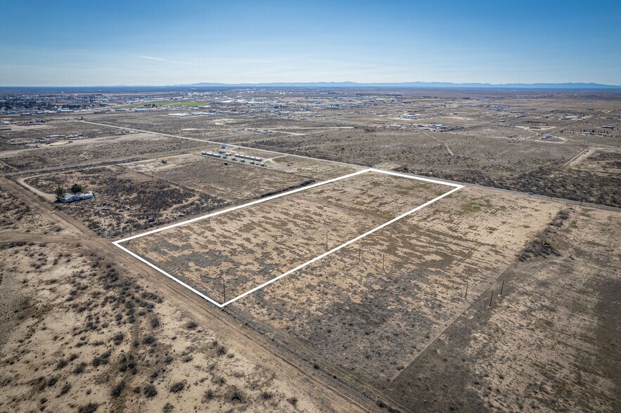 More Photos Of 158 Co Road 404, Pecos Apartments For Sale