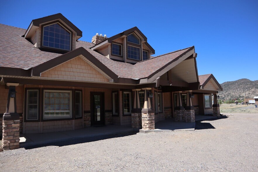 More Photos Of 173 Frontage Rd, South Fork Freestanding For Lease