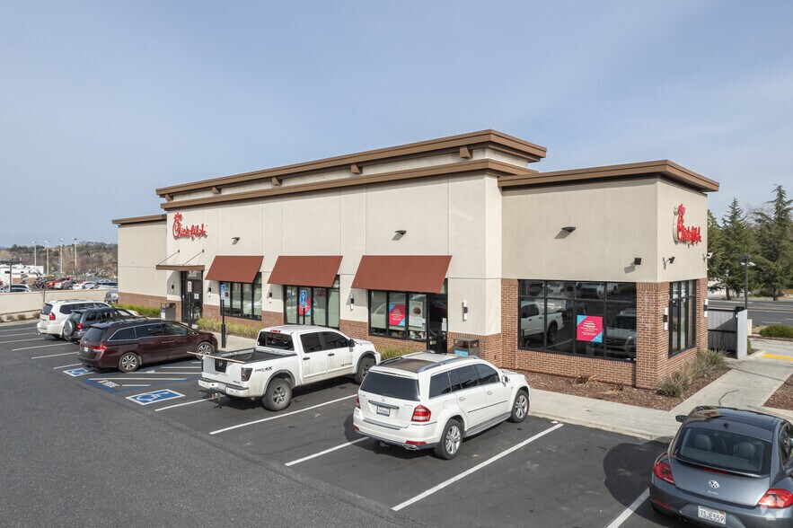 More Photos Of 11825-2775 NW Highway 49 & Willow Creek Dr, Auburn Unknown For Lease