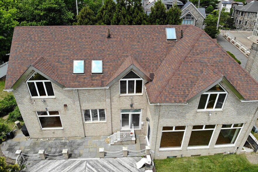 More Photos Of 161 Boardwalk Ave, Staten Island Multifamily For Sale