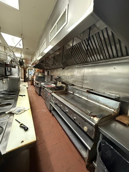 More Photos Of 6824 Torresdale Ave, Philadelphia Restaurant For Lease