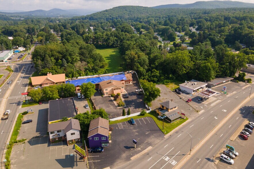 More Photos Of 16 Cheshire Rd, Pittsfield Hotel For Sale
