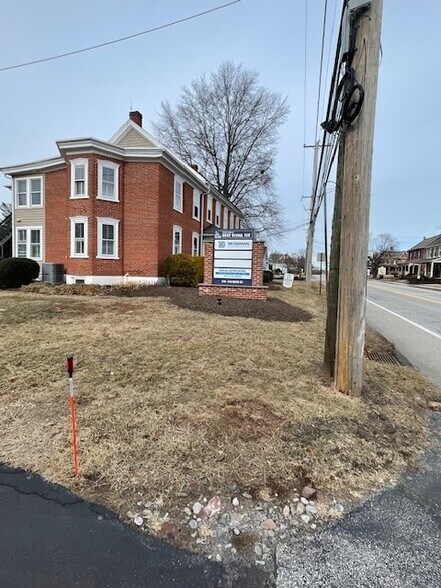 More Photos Of 418 Main St, Harleysville Office Residential For Lease