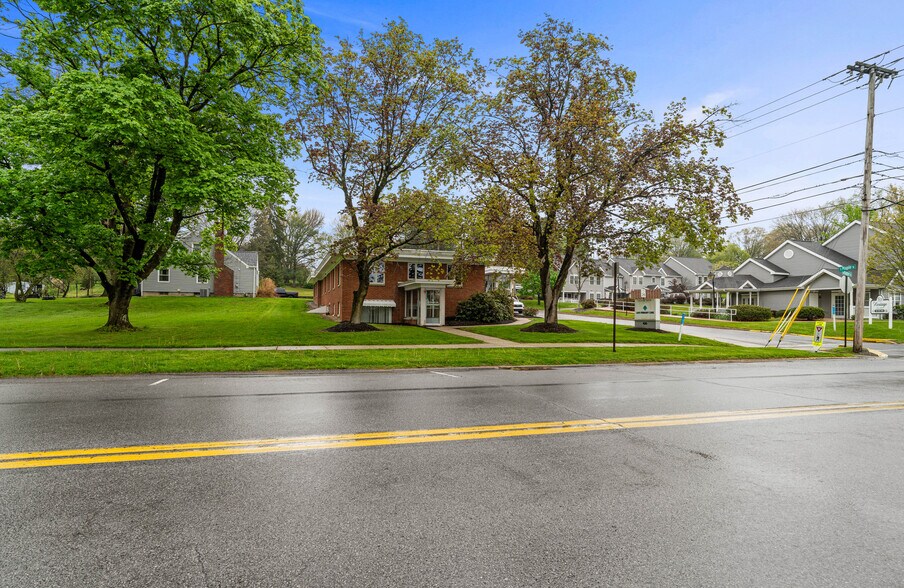 More Photos Of 400 W Butler St, Mercer Medical For Sale