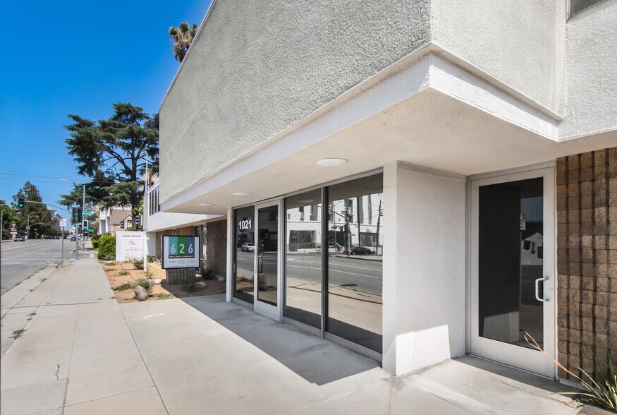 More Photos Of 1021 E Walnut St, Pasadena Medical For Lease