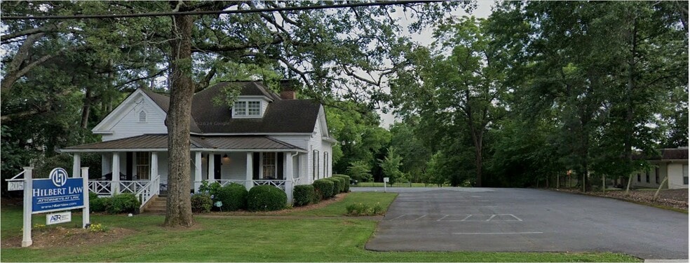 Primary Photo Of 205 Norcross St, Roswell Medical For Sale
