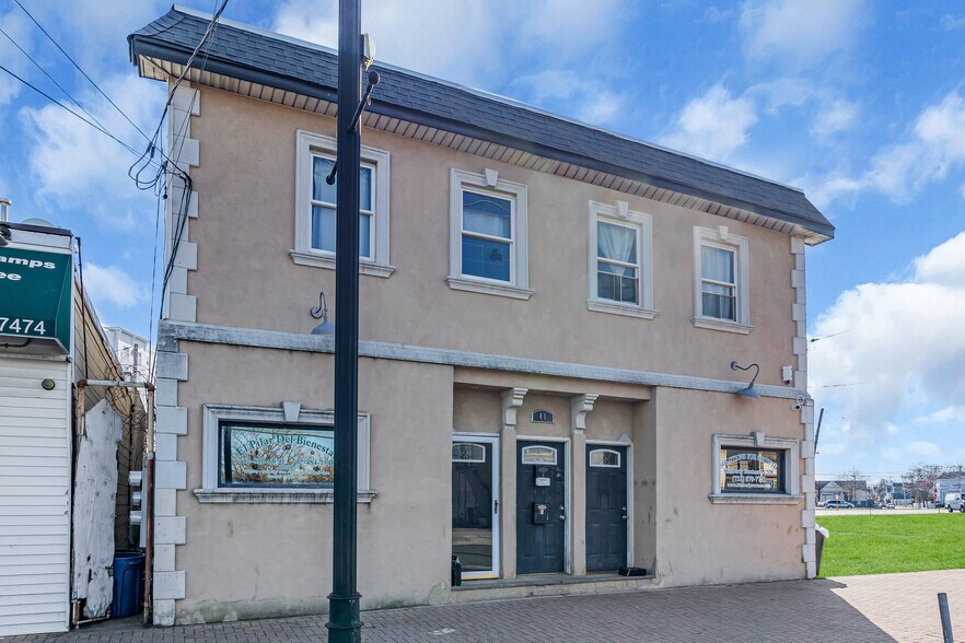 More Photos Of 40 Carr Ave, Keansburg Office Residential For Lease