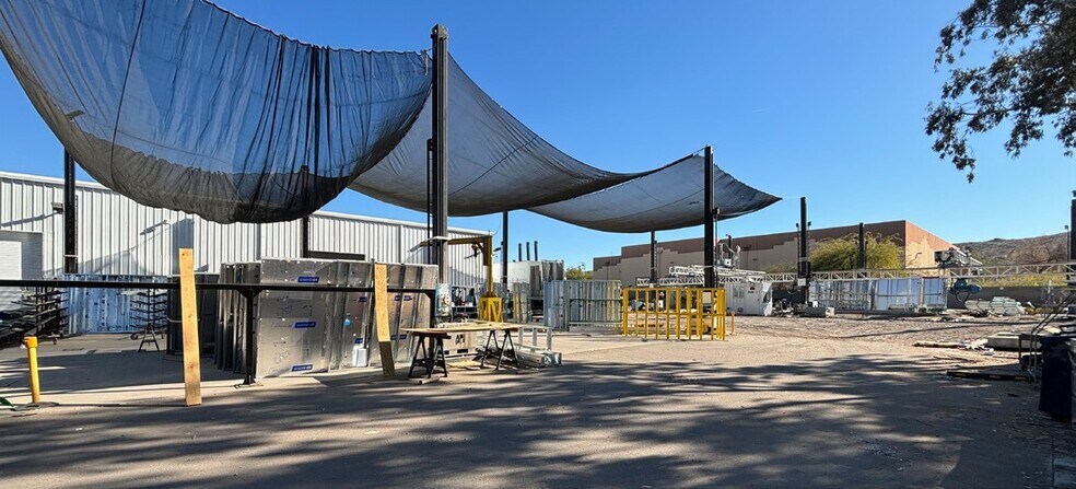 More Photos Of 4909 E Beverly Rd, Phoenix Industrial For Sale