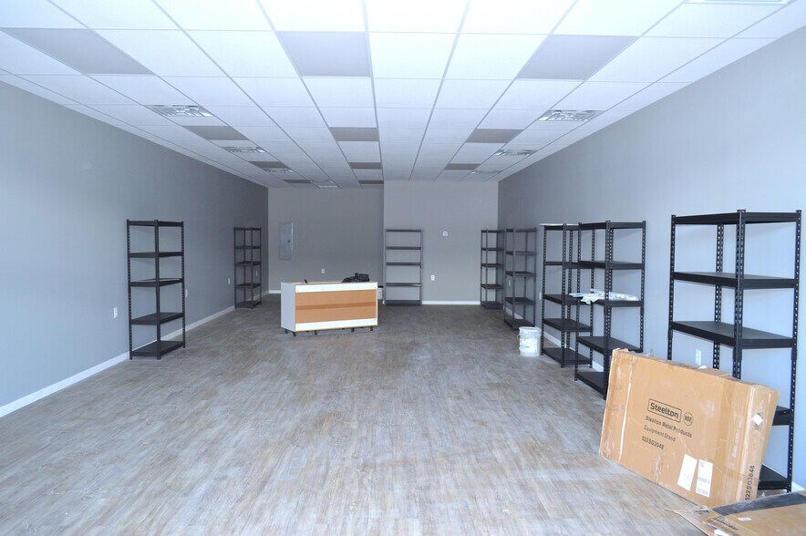 More Photos Of 341 S Main St, Bishopville Service Station For Sale