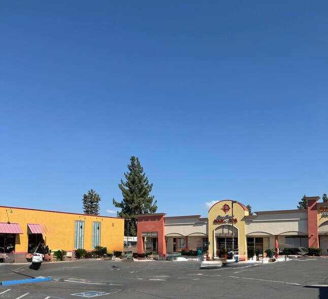 More Photos Of 2704 Coffee Rd, Modesto Freestanding For Lease