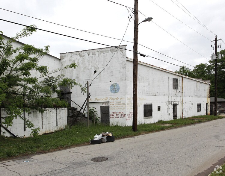 More Photos Of 838 SW Warner St, Atlanta Warehouse For Sale