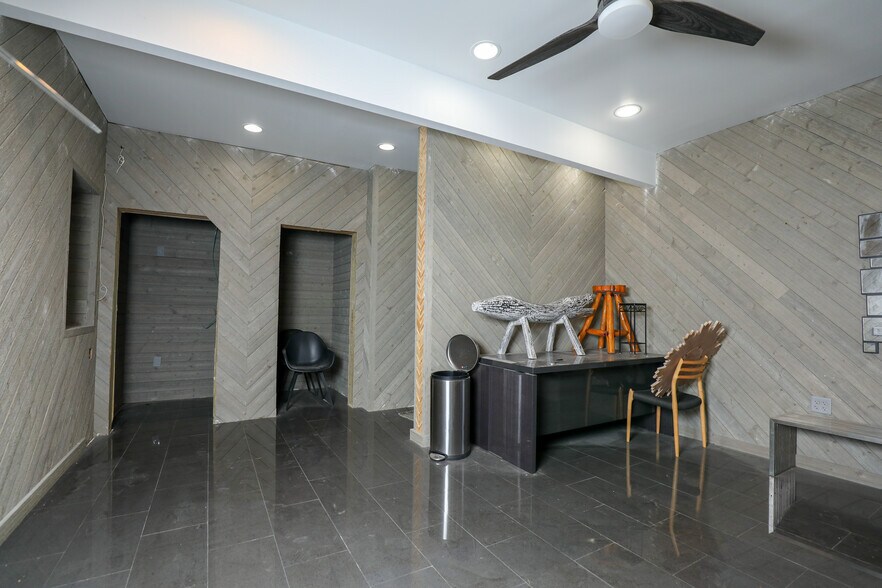 More Photos Of 3871 Gentilly Blvd, New Orleans Freestanding For Sale