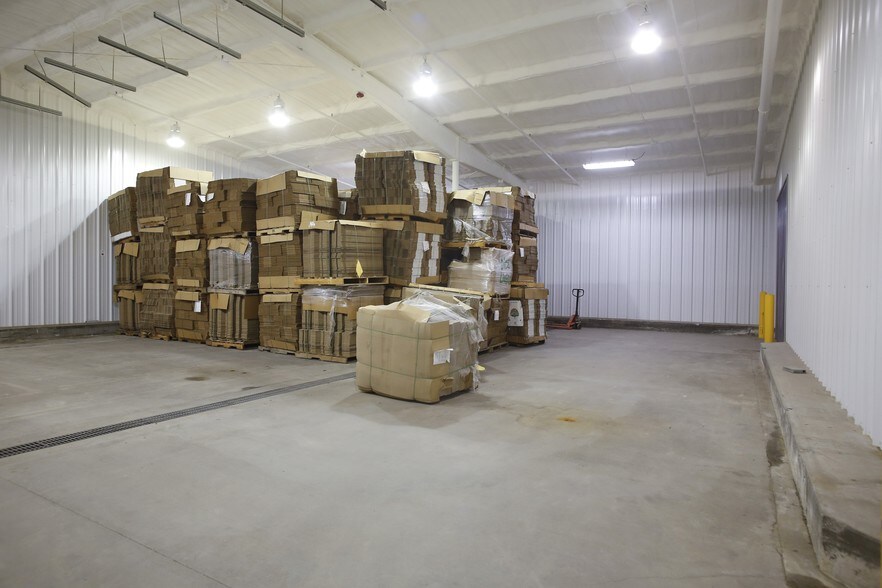 More Photos Of 525 Industrial Park Rd, Sylvania Refrigeration Cold Storage For Sale