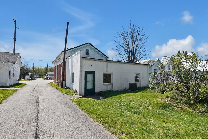 More Photos Of 1032 Columbus St, Harrisburg Office For Sale