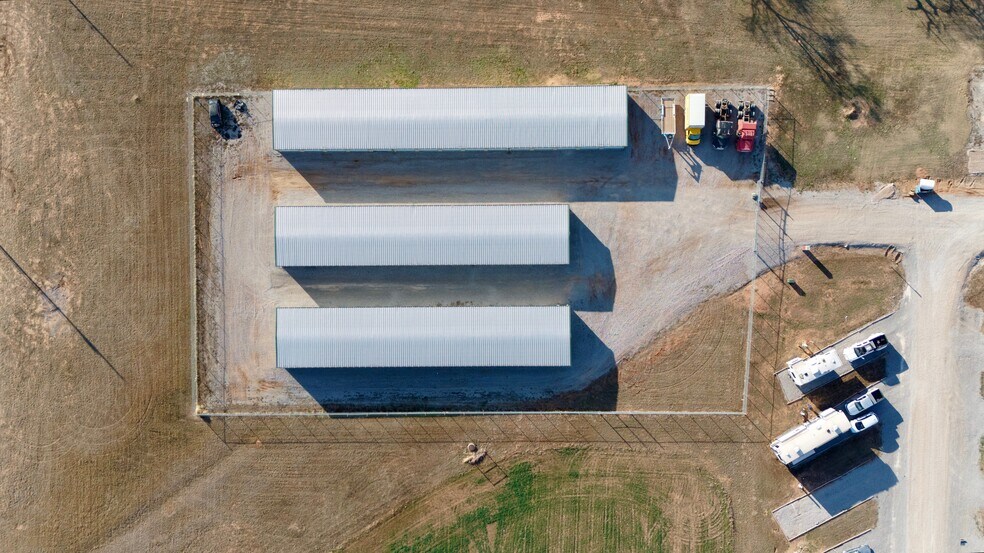 More Photos Of 923 OK-19, Chickasha Trailer Camper Park For Sale