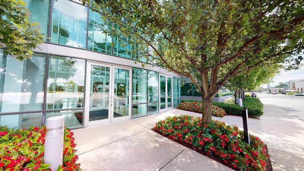 More Photos Of 630 W Carmel Dr, Carmel Office For Lease