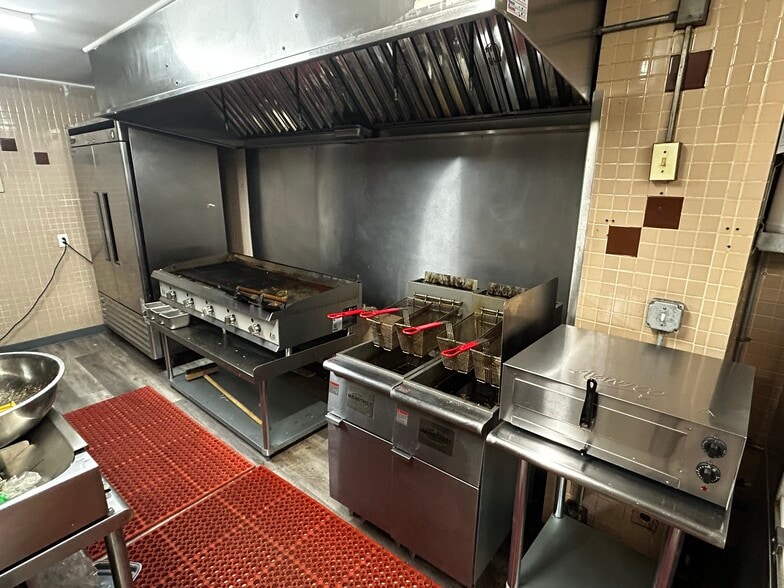 More Photos Of 4655 Benson St, Philadelphia Apartments For Sale