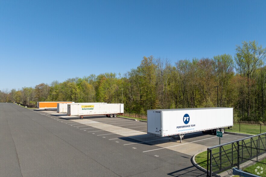 More Photos Of 26 Hightstown Cranbury Station Rd, Cranbury Industrial For Sale