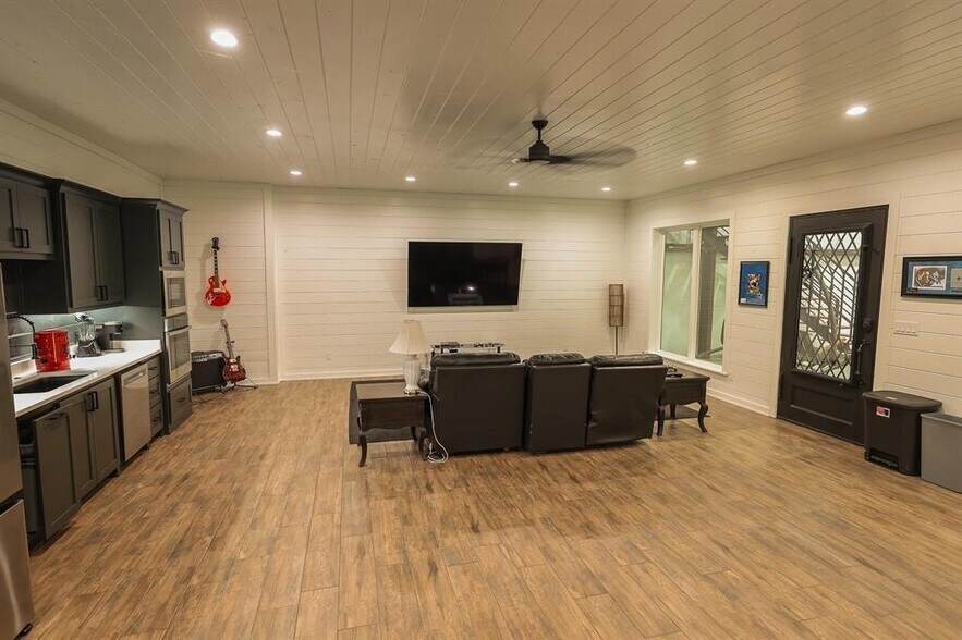 More Photos Of 139 SKYWAY SPUR Spur, Longview Specialty For Sale
