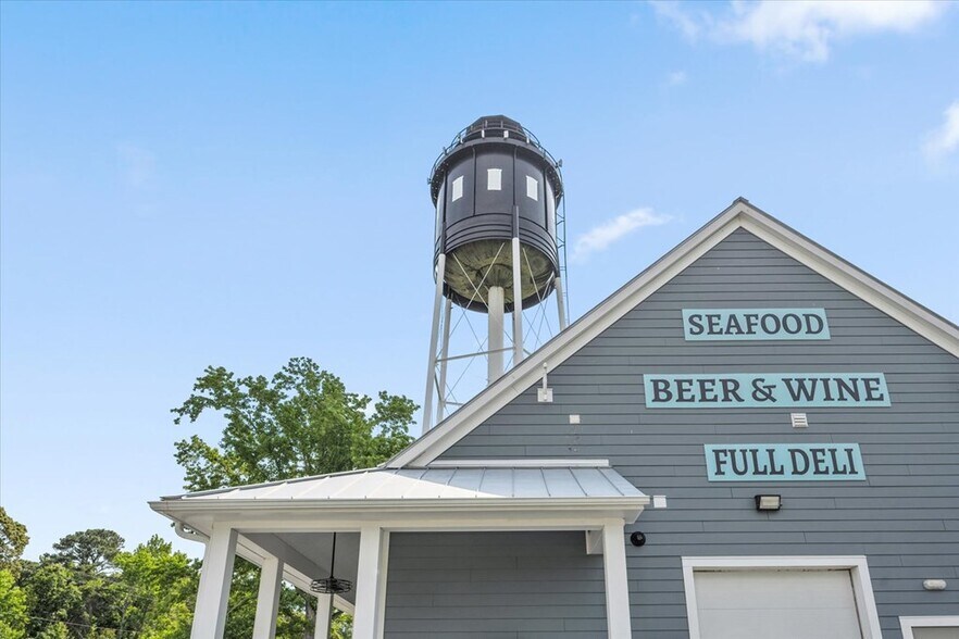 More Photos Of 2130 Stone Rd, Cape Charles Restaurant For Sale