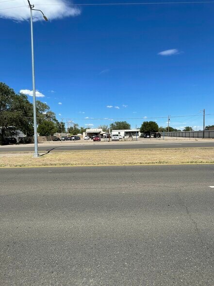 More Photos Of 4907 S Main St, Roswell Auto Dealership For Sale