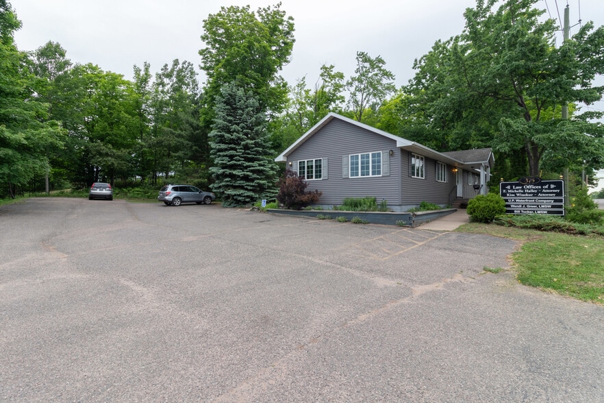 More Photos Of 375 N McClellan Ave, Marquette Office Residential For Sale