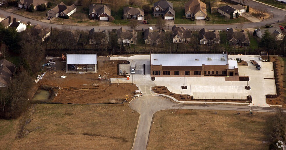 More Photos Of 971 Memory Ln, Gallatin Storefront For Lease