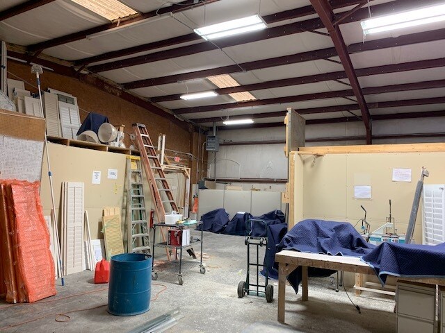 More Photos Of 137 Flea Market Rd, Jasper Showroom For Sale