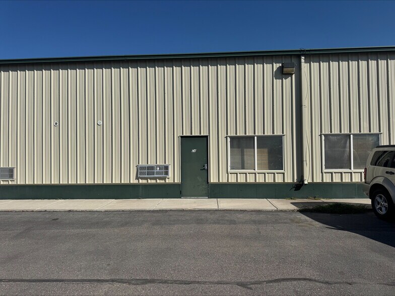 Primary Photo Of 5745 Industry Way, Chubbuck Warehouse For Lease