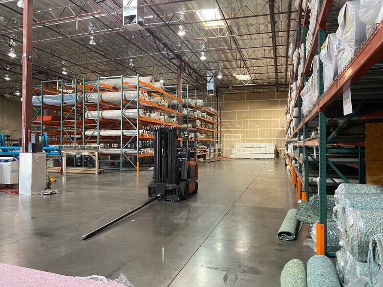 More Photos Of 5375 Procyon St, Las Vegas Warehouse For Lease