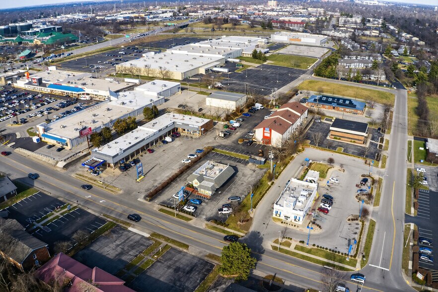 More Photos Of 169-171 E Reynolds Rd, Lexington Freestanding For Lease