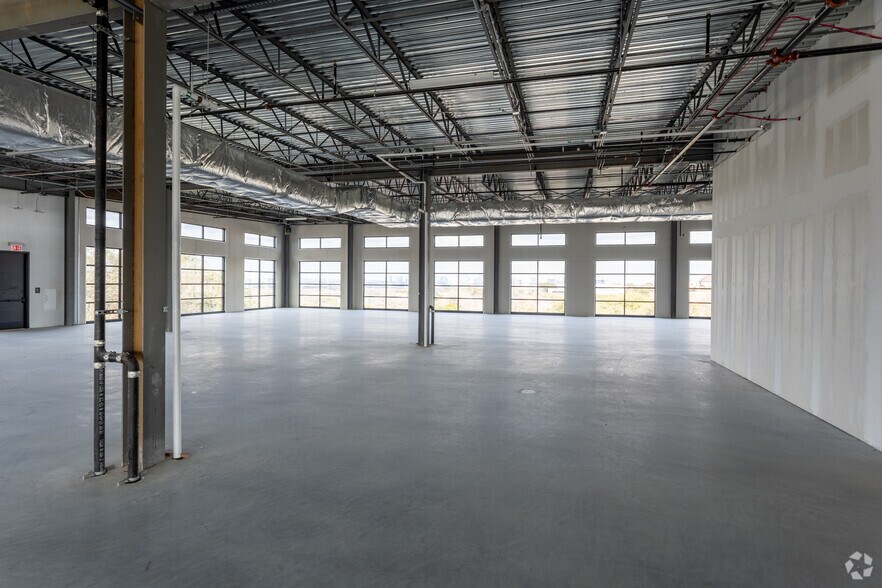 More Photos Of 3601 S Congress Ave, Austin Office For Lease