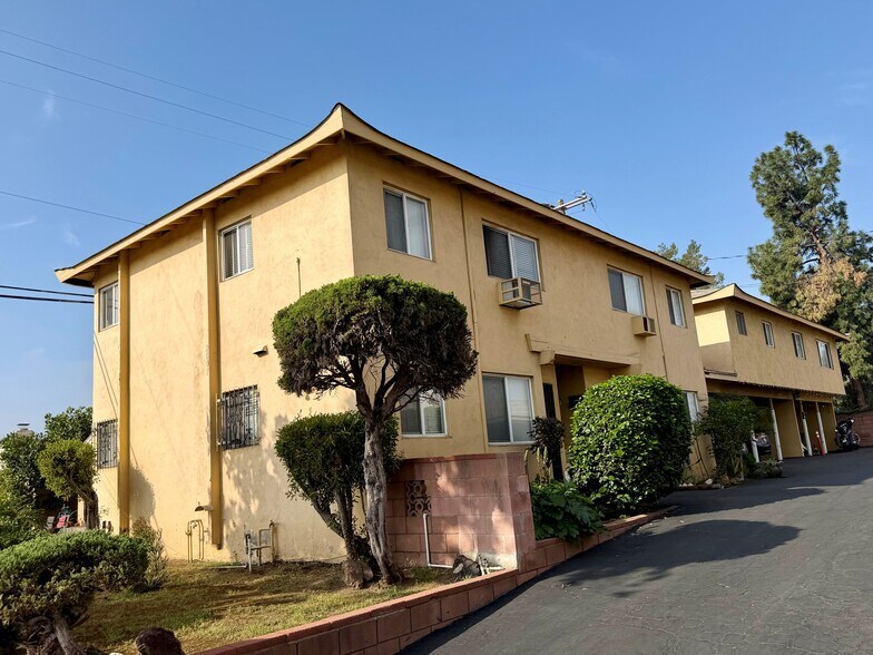 More Photos Of 2005-2007 S Stoneman Ave, Alhambra Multifamily For Sale