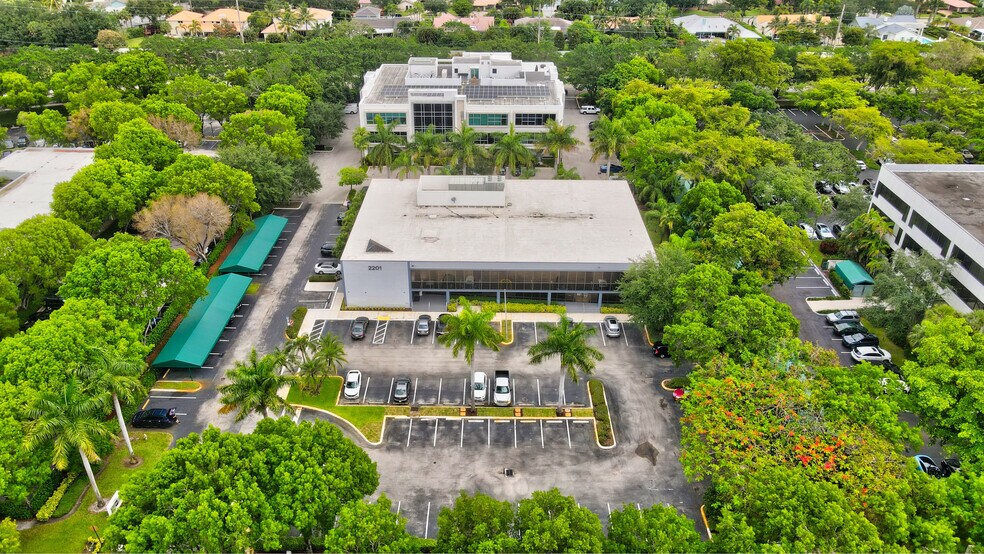 More Photos Of 2201 NW Corporate Blvd, Boca Raton Office For Lease